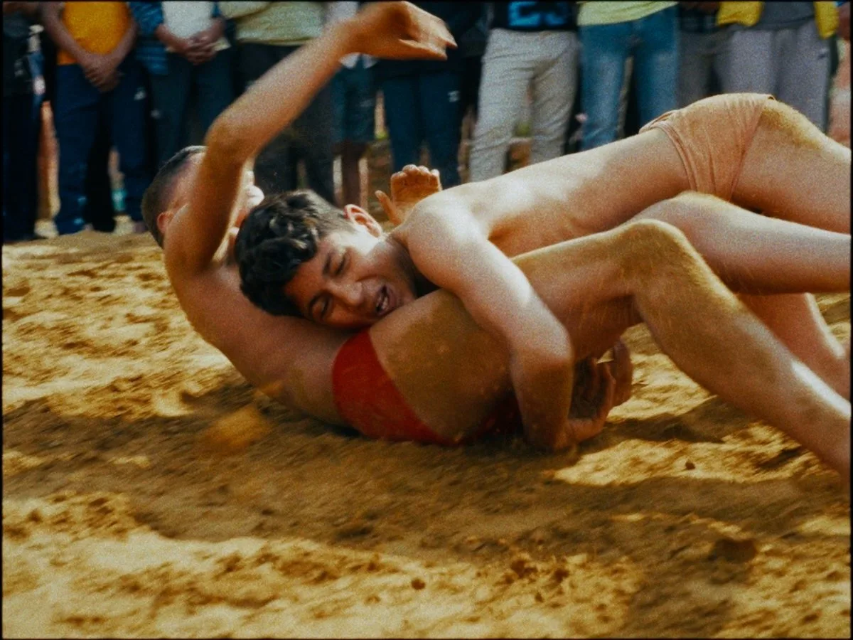 Still 03
