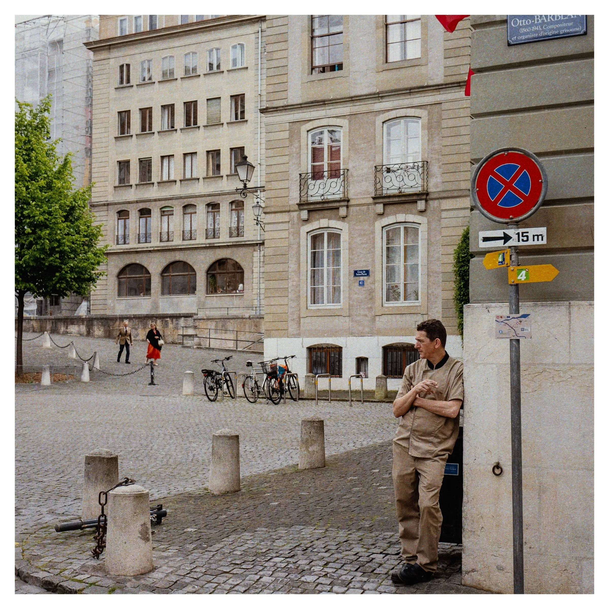 Photograph 4